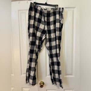 Old Navy Buffalo Check flannel pajama pants